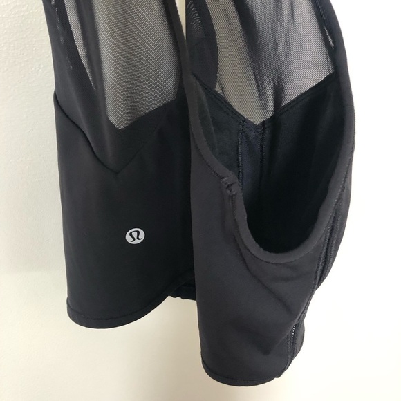 lululemon Women’s Size 6 Black Active Sports Bra Tank w/Mesh design accents - Picture 4 of 5
